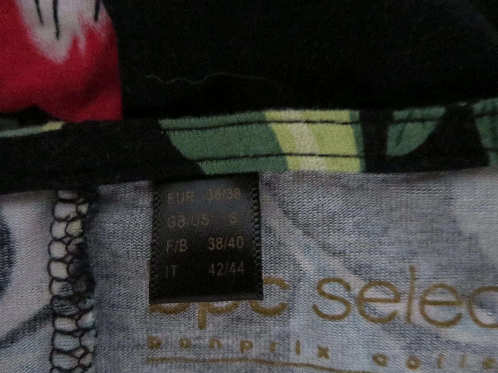 Robe fleurie chic et légère – Taille 38/40 – Excellent état – photo 4